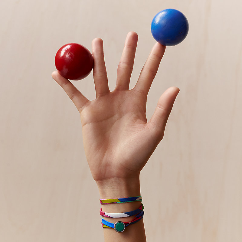 シルクブレスレット ドゥブルトゥール | Hermès - エルメス-公式サイト